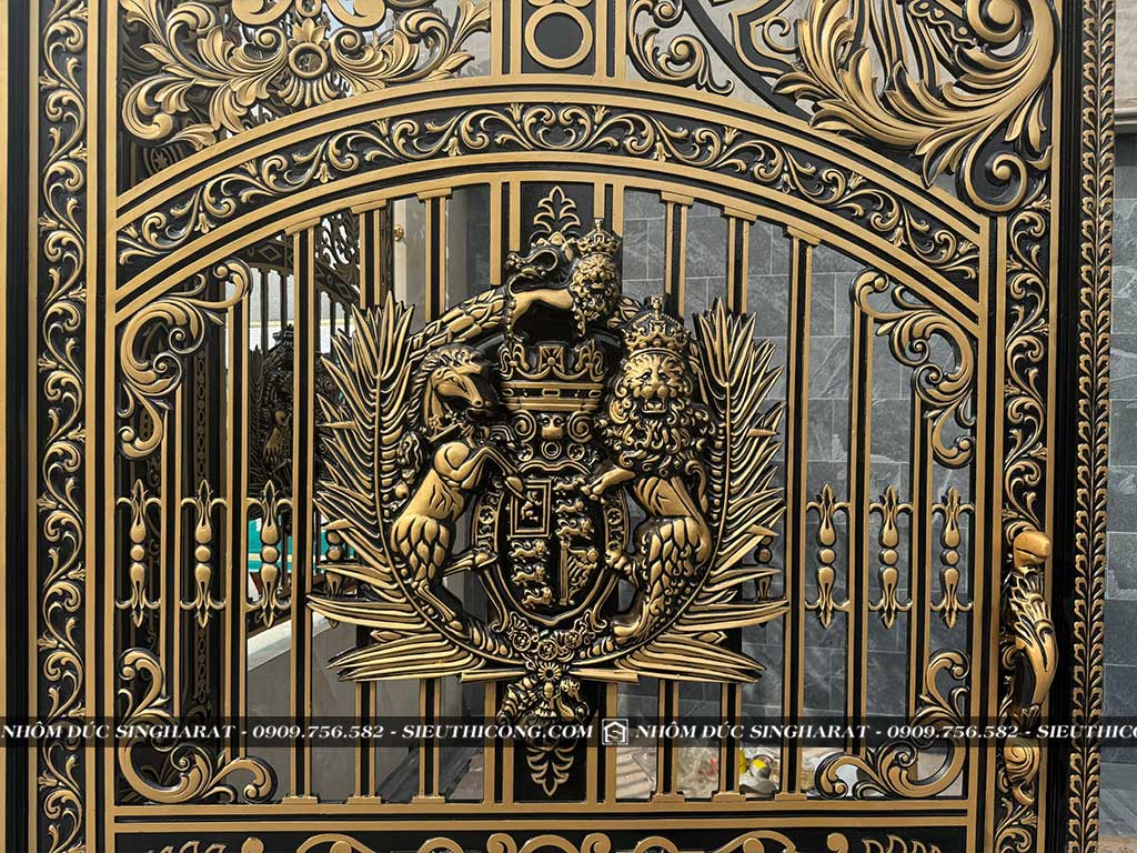 cổng phù điêu buckingham nhà anh trí vũng tàu