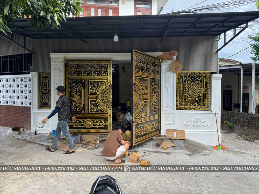 thi công cổng nhôm đúc trống đồng tại huế cho nhà anh Hùng