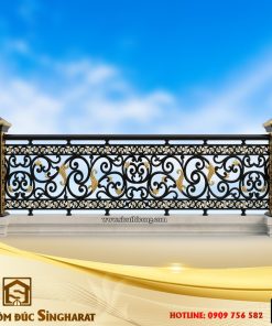 Mẫu lan can nhôm đúc mặt tiền lc19 phối màu đen huyền bí nền hoa văn lá cuộn nhũ vàng tân cổ điển Pháp